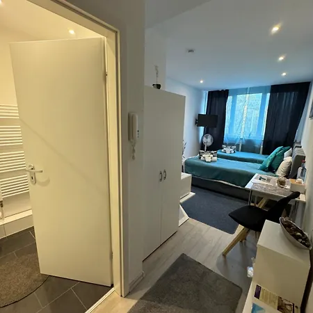 Apartment Business Duo